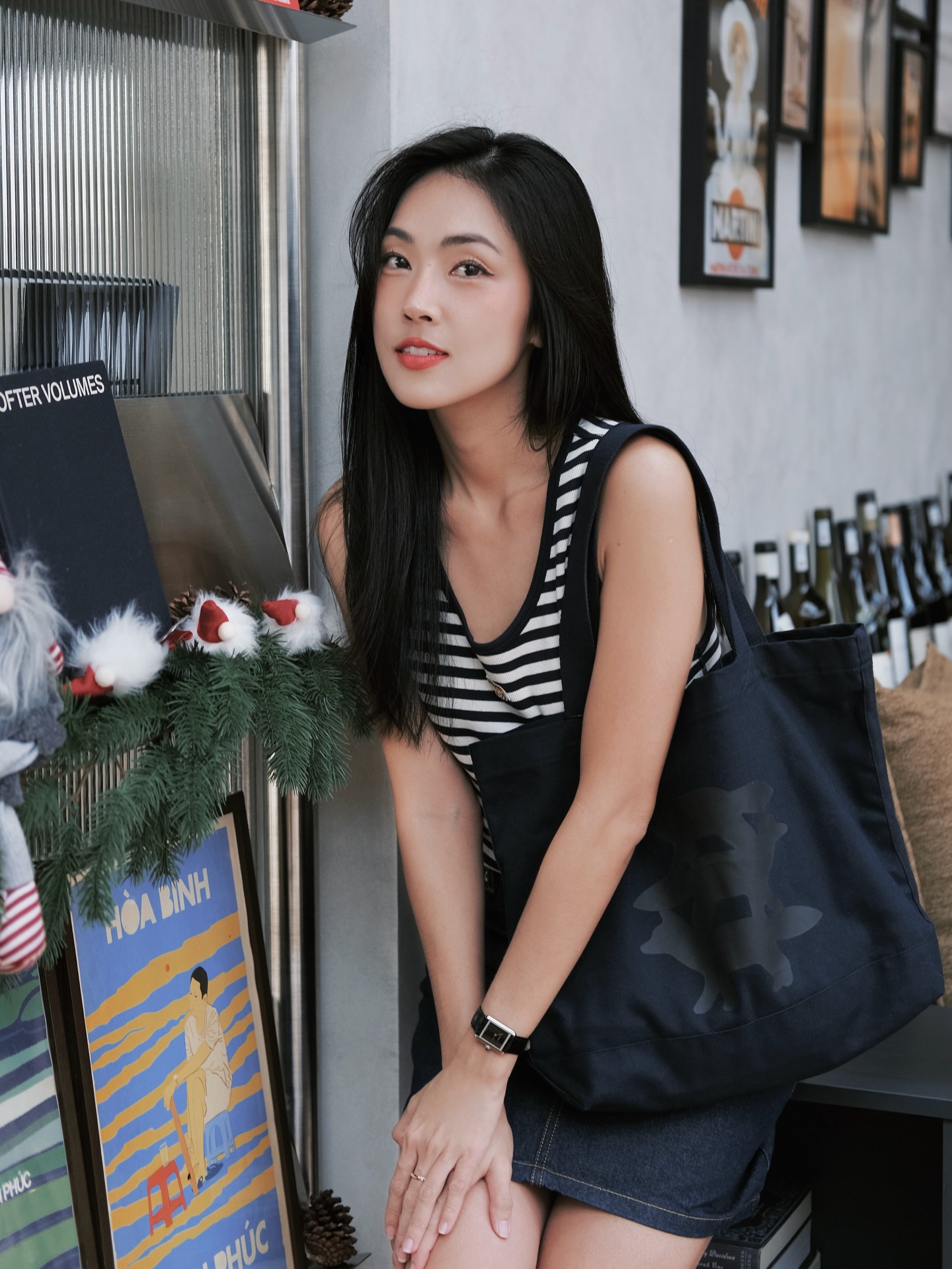 Nữ MC nổi tiếng báo tin vui sau mối tình nhiều tổn thương, danh tính vị hôn phu vẫn là ẩn số