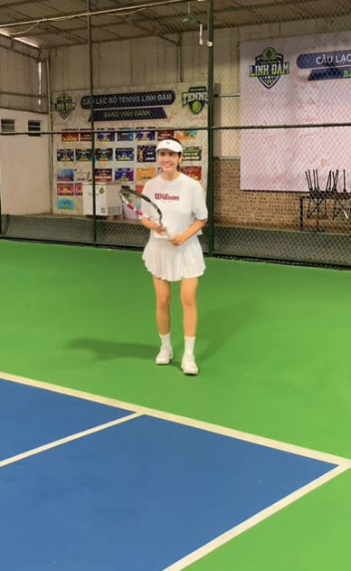 Phát hiện hàng loạt mỹ nhân Việt check-in trở lại trên sân tennis: Môn thể thao của giới “old money” có khác!