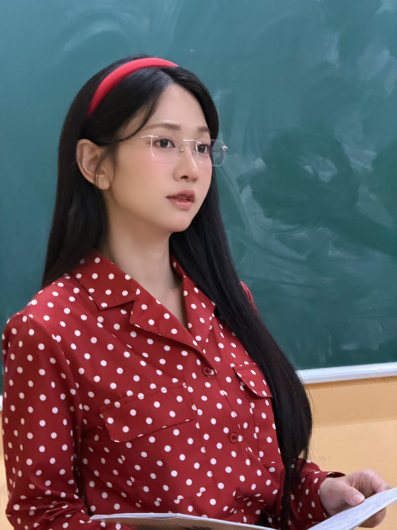 Lê Bống có nhiều thay đổi về hình tượng so với thời gian mới nổi tiếng