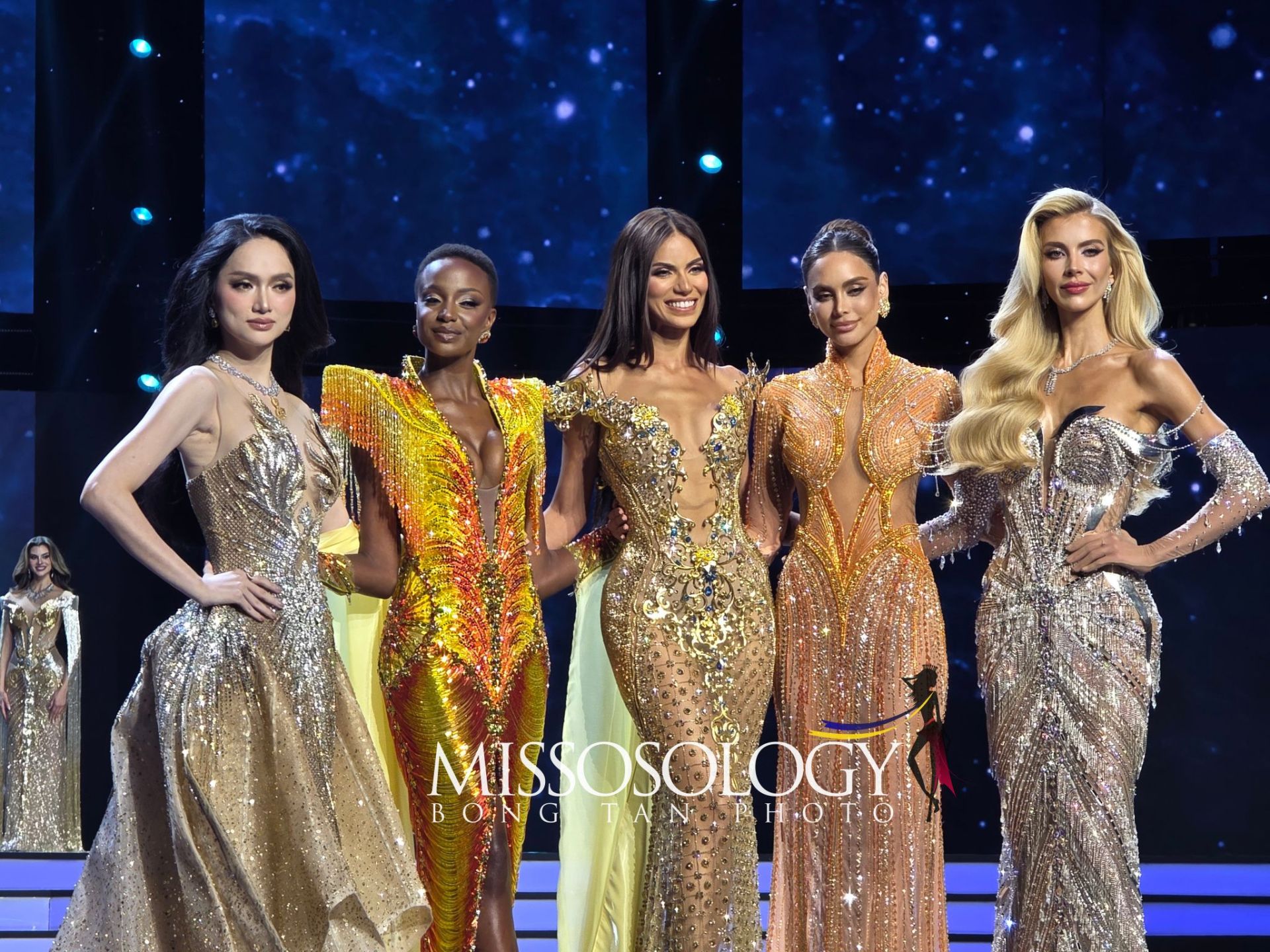 Đúng như Hương Giang nói, việc cô ghi tên vào top 5 Miss Grand All star đã là 1 dấu ấn tốt đẹp 