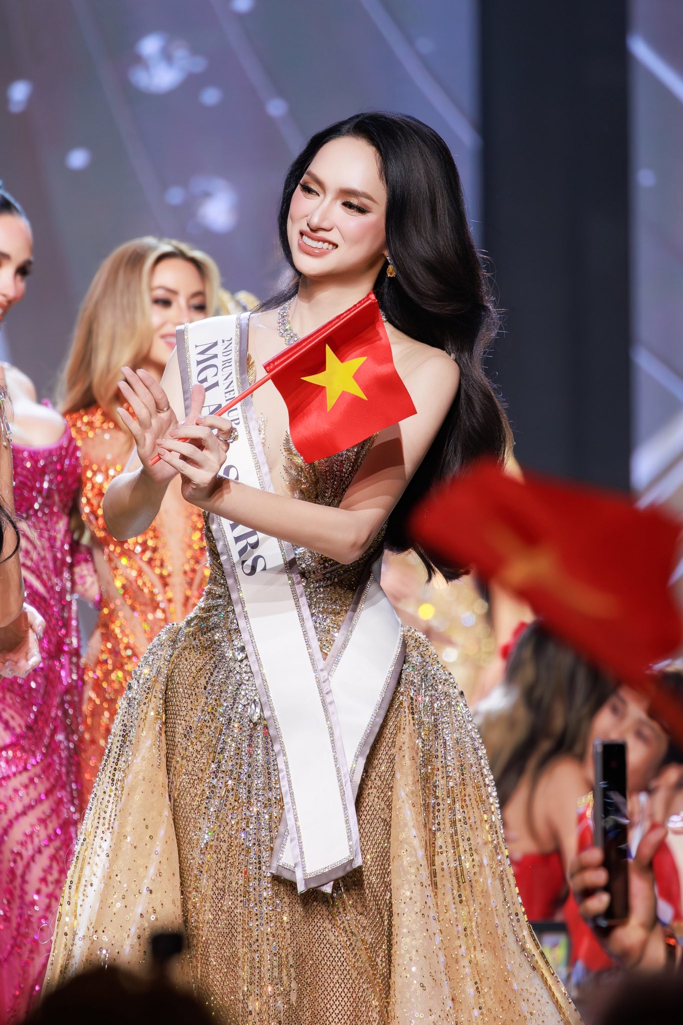 Hương Giang tiết lộ lý do không chia sẻ bất kì thông tin nào khi được công bố thi Miss Grand vì cần thời gian để suy nghĩ thật kỹ