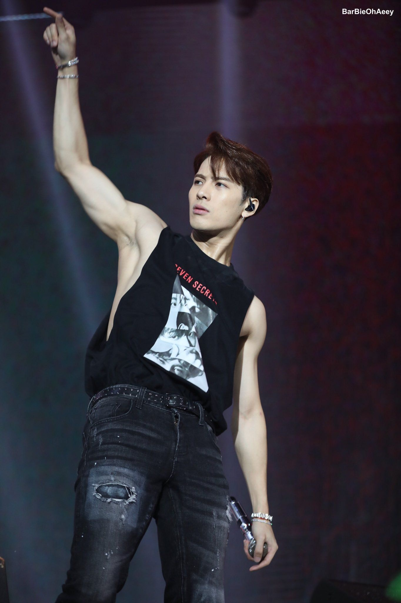 Jackson Wang (cựu thành viên GOT7) là khách mời ngôi sao đầu tiên công khai xác nhận tham dự đám cưới của Hề Mộng Dao và Hà Du Quân. Ảnh: Sina.