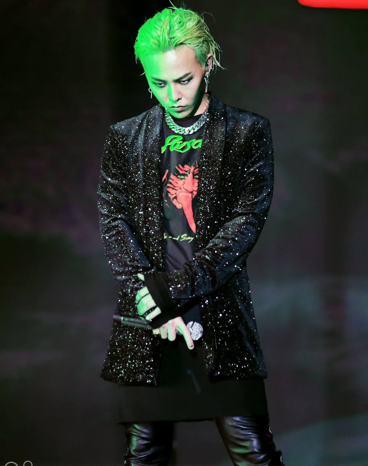 Suốt 20 năm sự nghiệp, G-Dragon đóng vai trò quan trọng trong việc thay đổi cấu trúc vận hành của ngành công nghiệp thần tượng Hàn Quốc