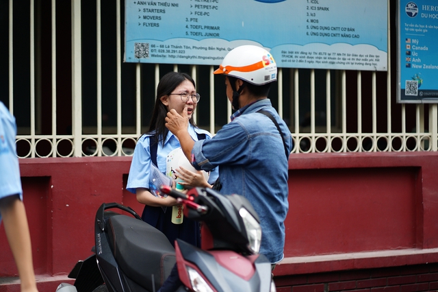 Nhìn lại kỳ thi vào lớp 10 năm 2026 tại Hà Nội và TP.HCM: Gần 280.000 thí sinh và nhiều con số biết nói khác