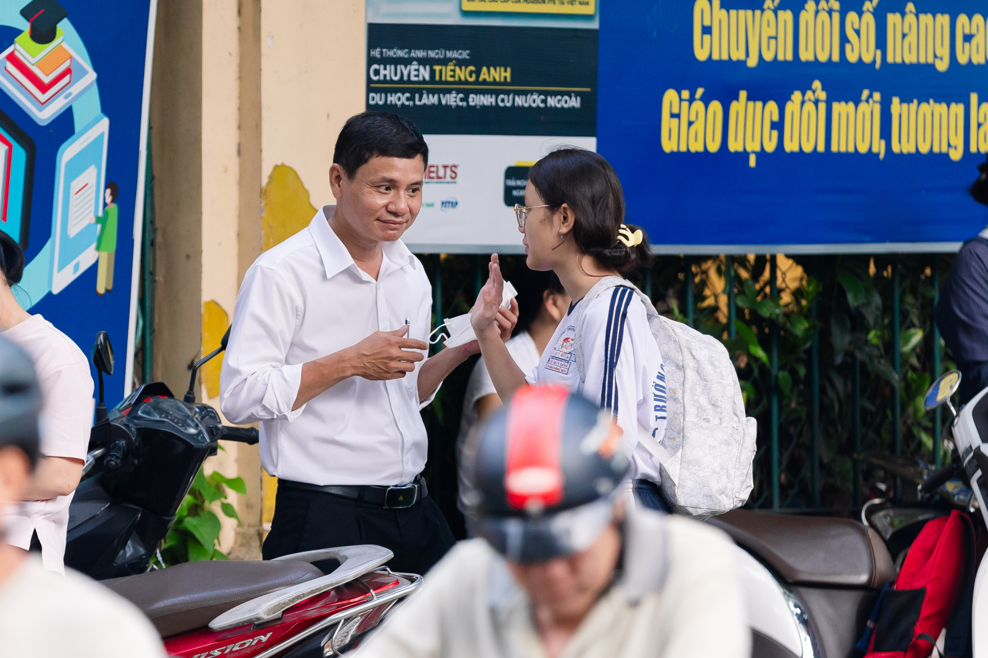 Thi vào lớp 10 TP.HCM buổi cuối: Đề Toán
