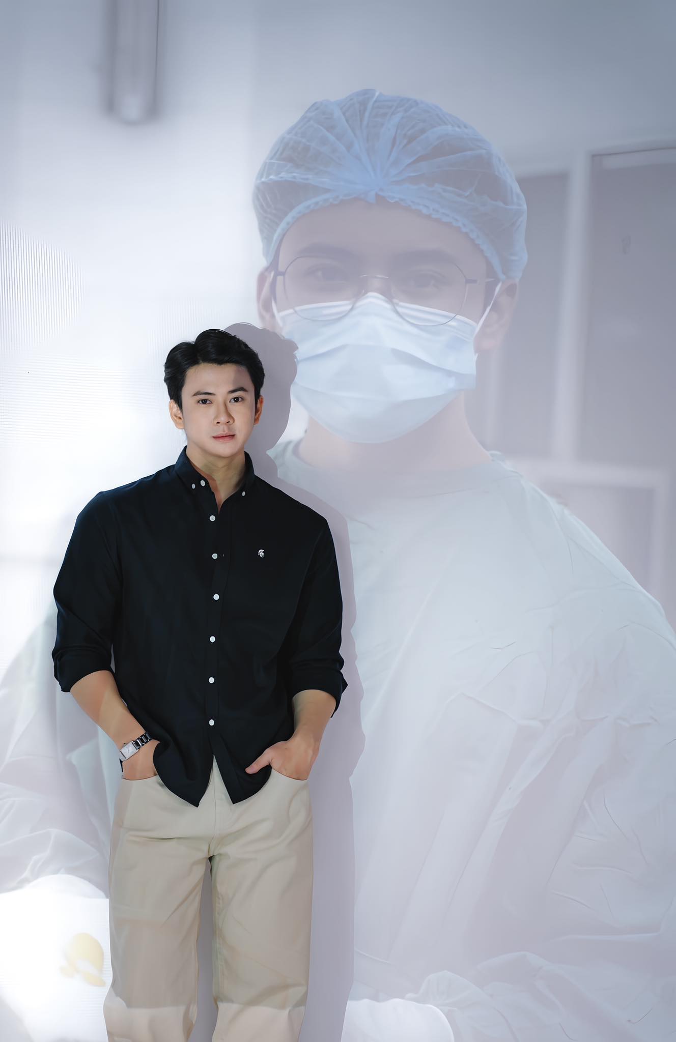 Danh tính bác sĩ cao 1m80, “che kín mặt vẫn thấy đẹp trai” xuất hiện trên fanpage Thông tin Chính phủ 