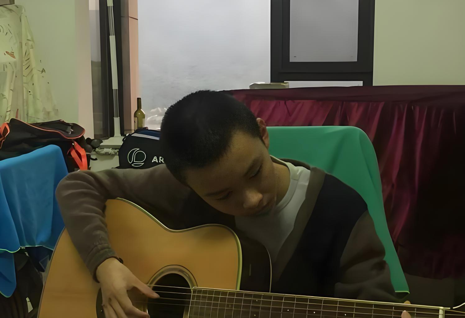 Thời niên thiếu của Hùng Vũ Nặc