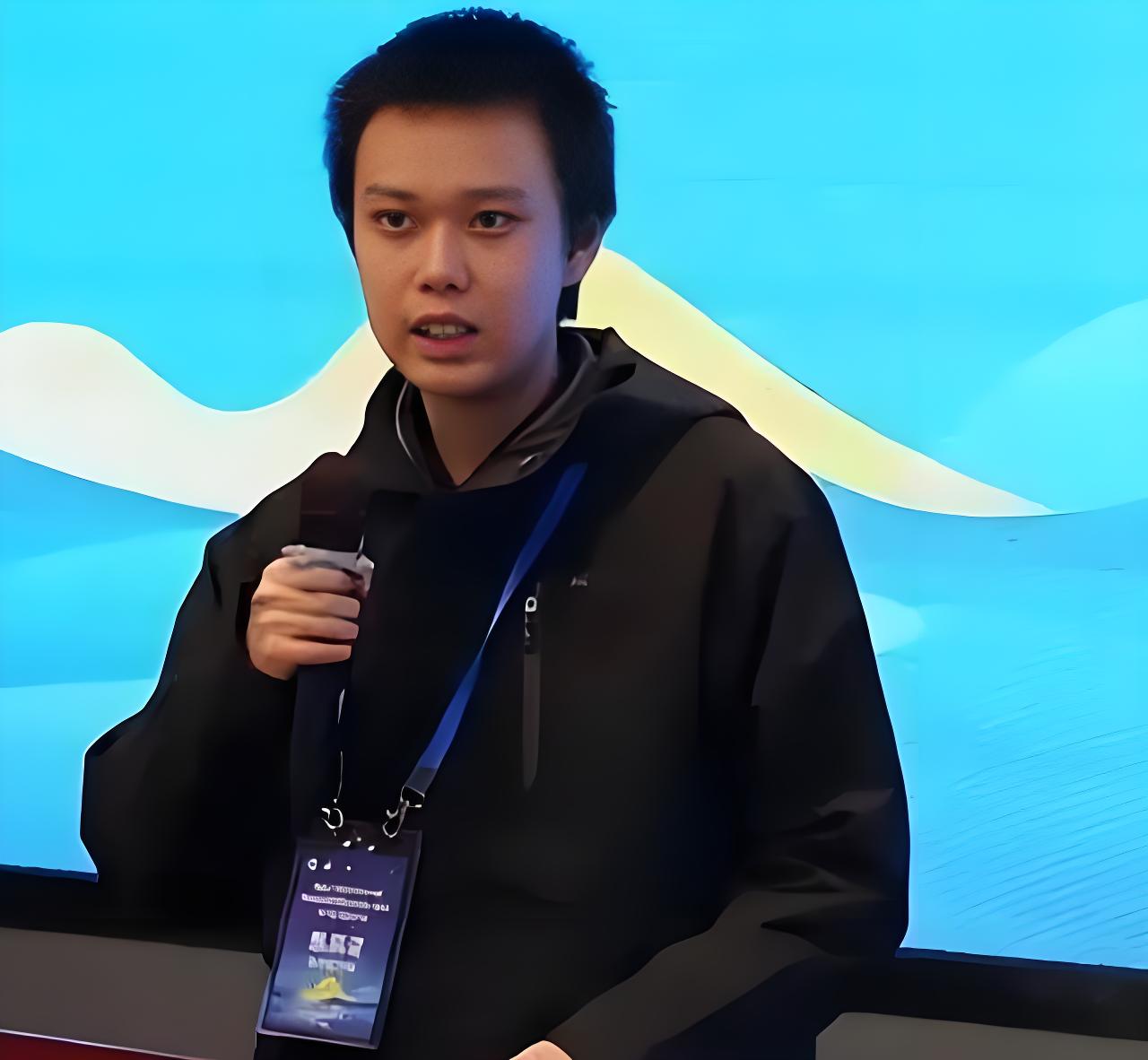 Chân dung Hùng Vũ Nặc