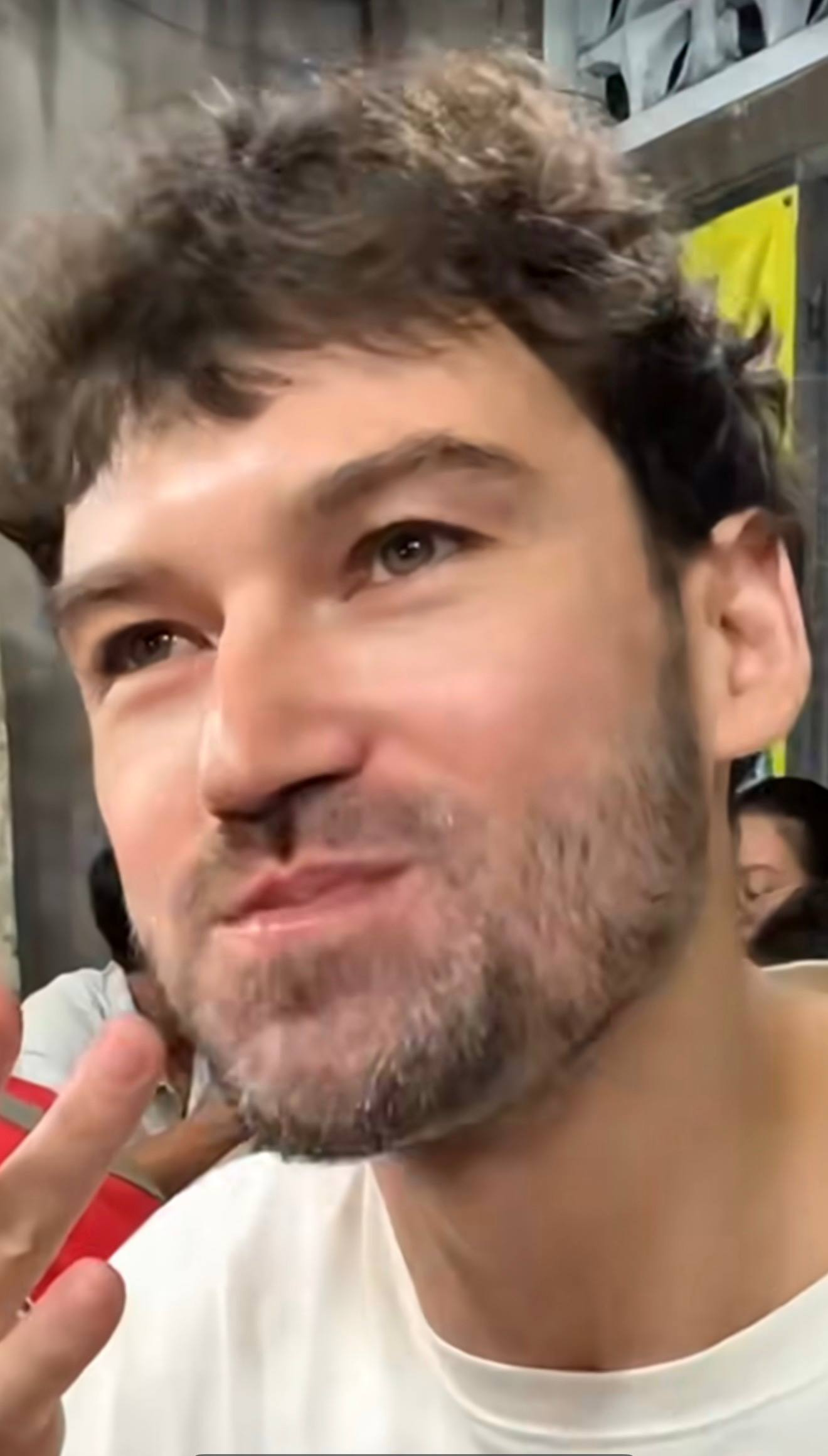 Khách Nga 