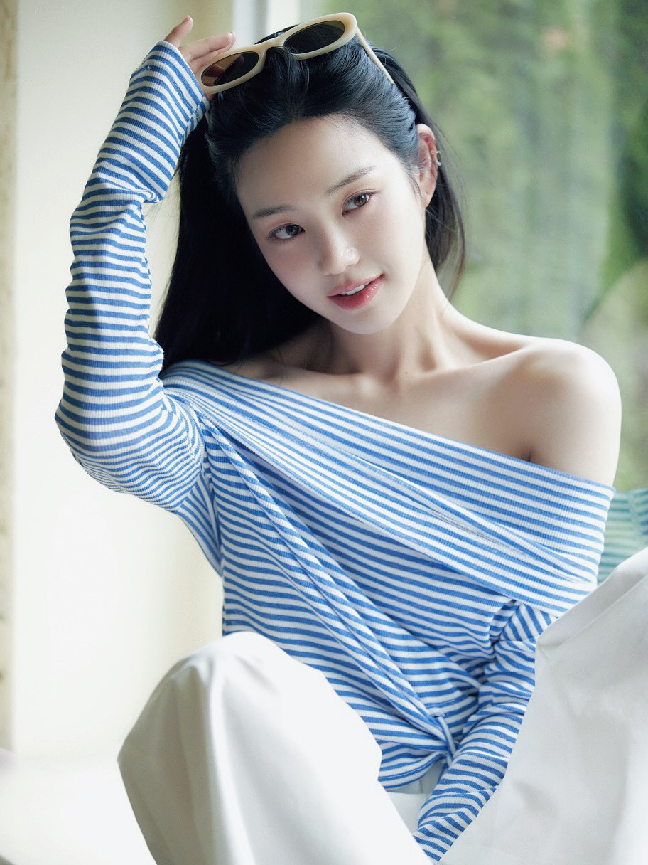 Nữ diễn viên bị khoảng 200 chiếc gai xương rồng cắm vào mông, lại còn vô tình 
