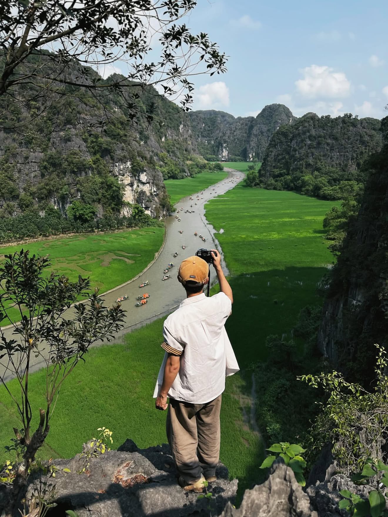 Du lịch Ninh Bình: Không cần một câu chuyện rùng rợn thất thiệt để thu hút đám đông hiếu kỳ!