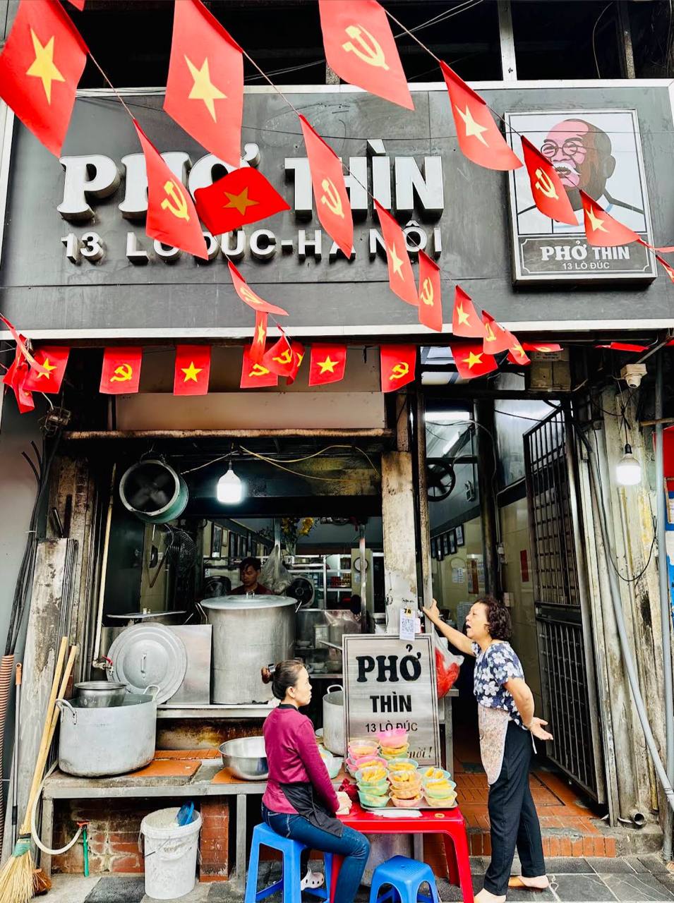 Mỹ nhân Hàn mê phở Việt, gọi bát phở ngập hành khiến dân tình gật gù: