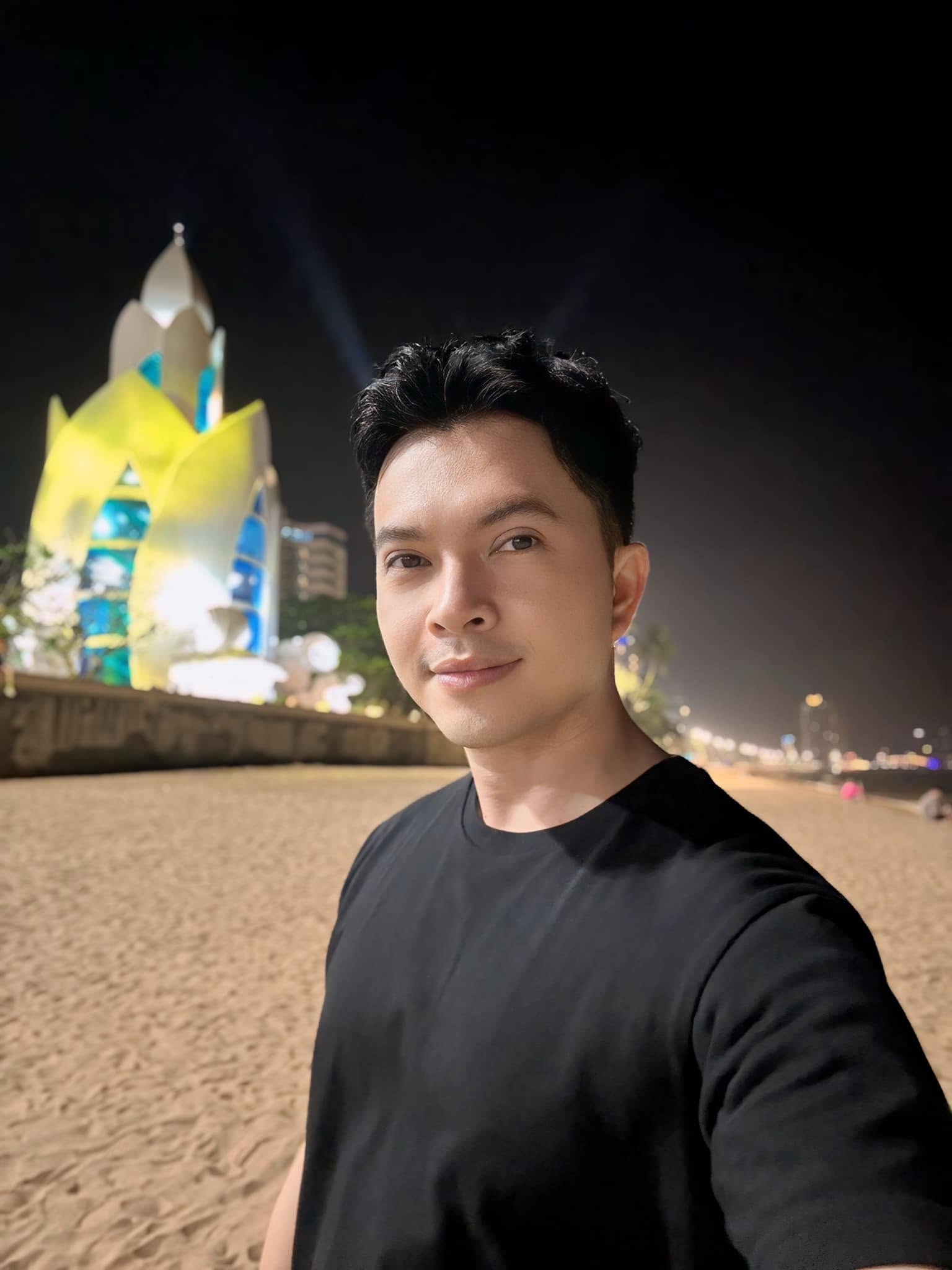 Nhiều người không khỏi thắc mắc trước những động thái lạ của Nam Cường