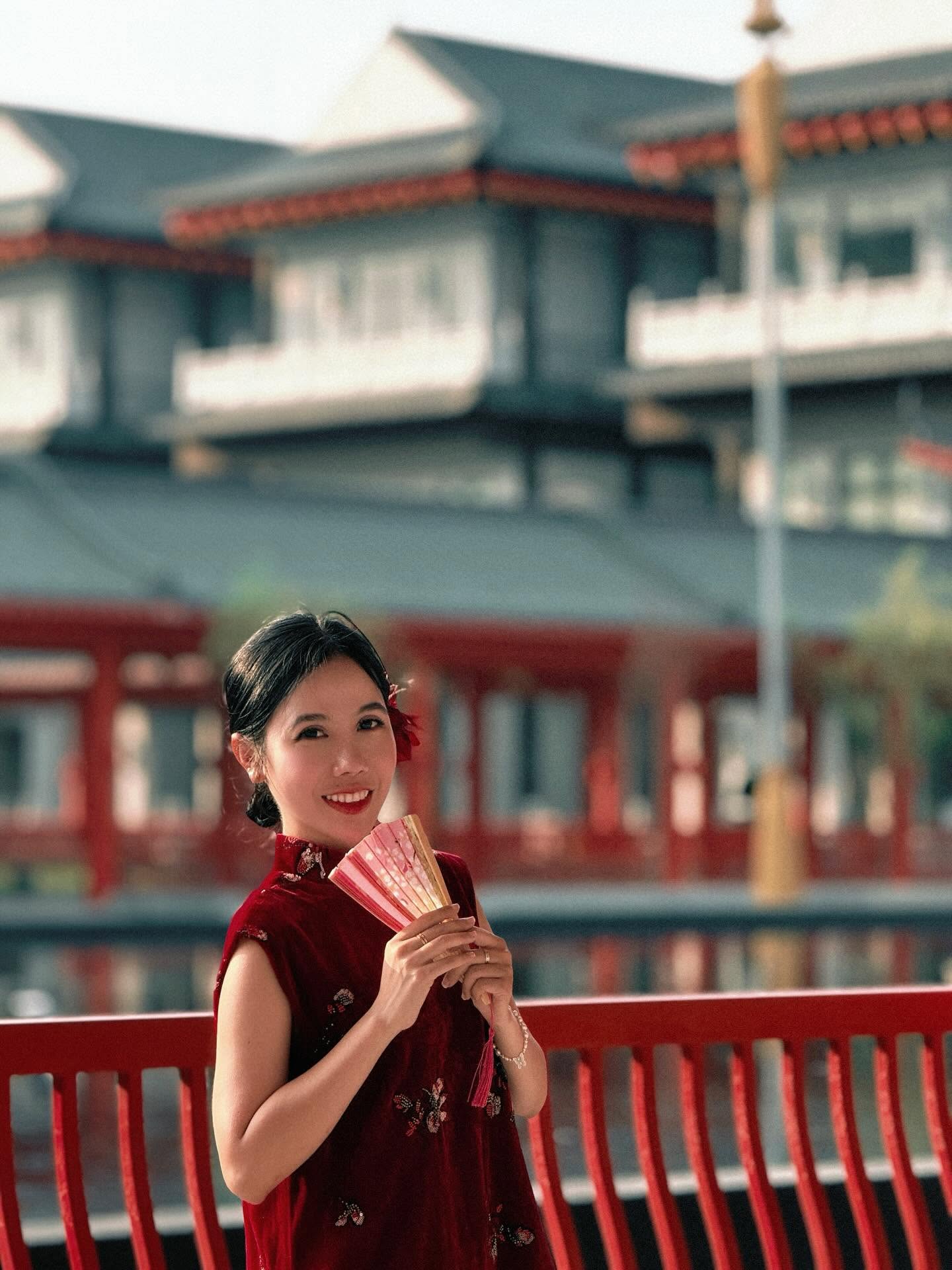 Ngày đi họp, cuối tuần đi lặn biển, lướt sóng: Chi tiền triệu thoả mãn chính mình