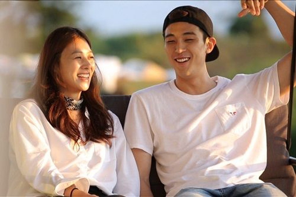 Kang Kyung Joon hứng “gạch đá” vì được cho là không bao giờ giúp vợ làm nội trợ. Ảnh: Naver