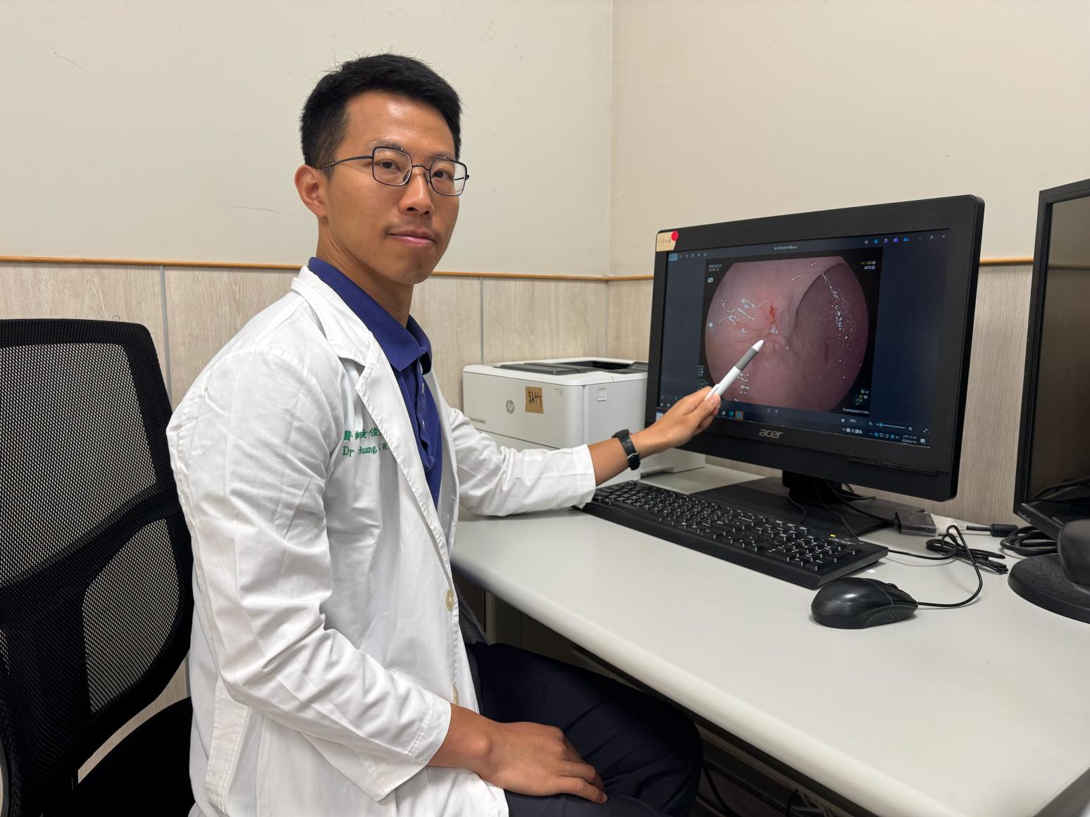 Huang Chun-wen cảnh báo vết loét rất nhỉ của nữ bệnh nhân thực chất là ung thư dạ dày giai đoạn sớm