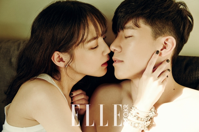 Kim Moo Yeol gây sốt nhờ màn “mượn rượu tỏ tình” với Yoon Seung Ah. Ảnh: Naver