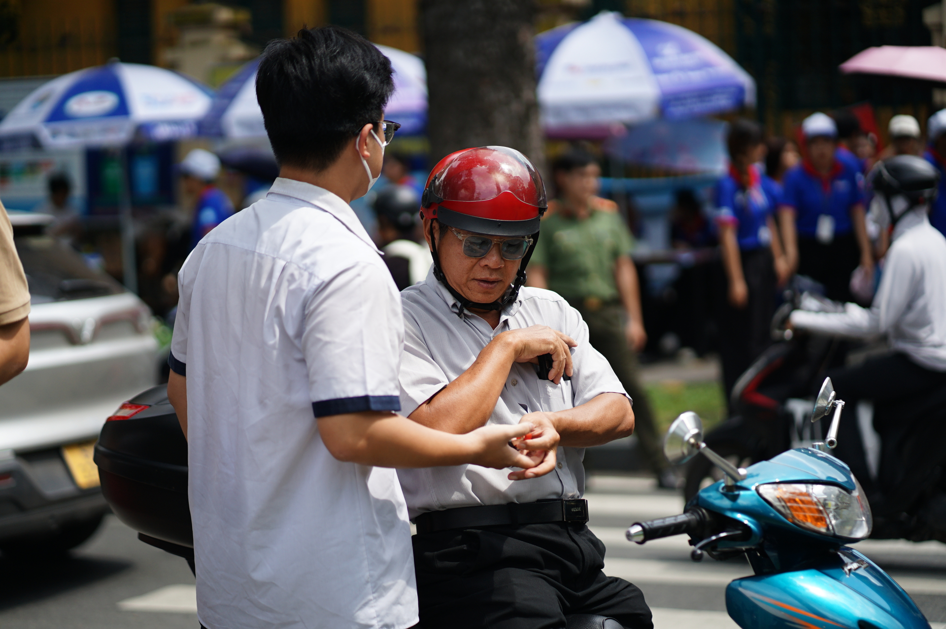 Thi tốt nghiệp THPT 2026 buổi thứ 2: Toán trắc nghiệm, khó nhằn hay dễ thở?