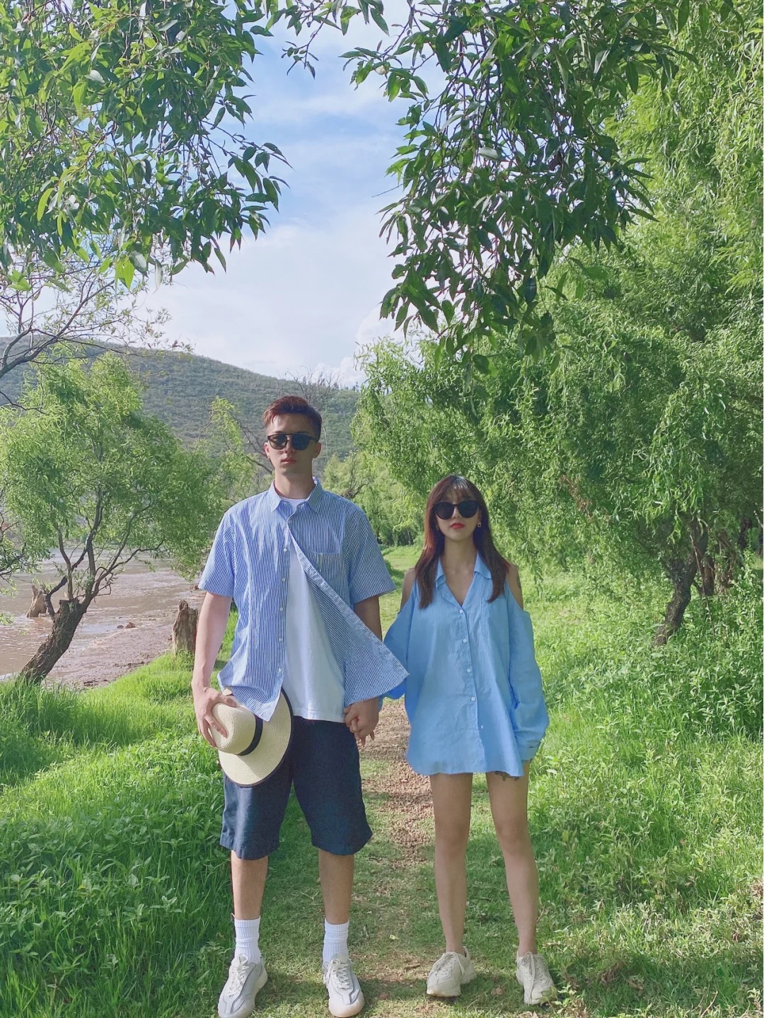 Thời điểm cặp đôi mới quen nhau.