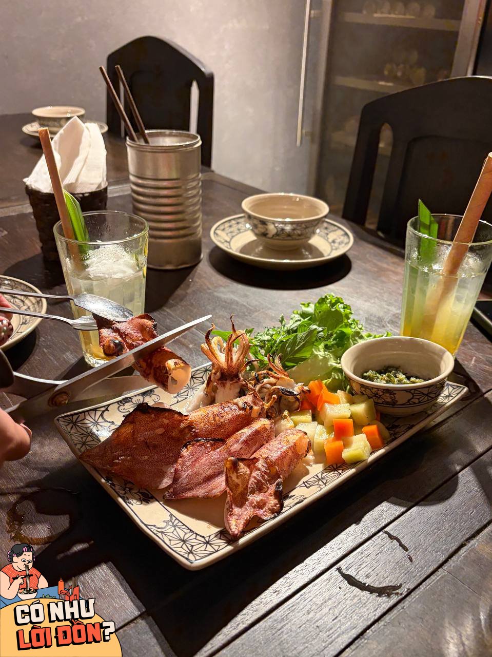 Mực nướng muối é là món ổn nhất