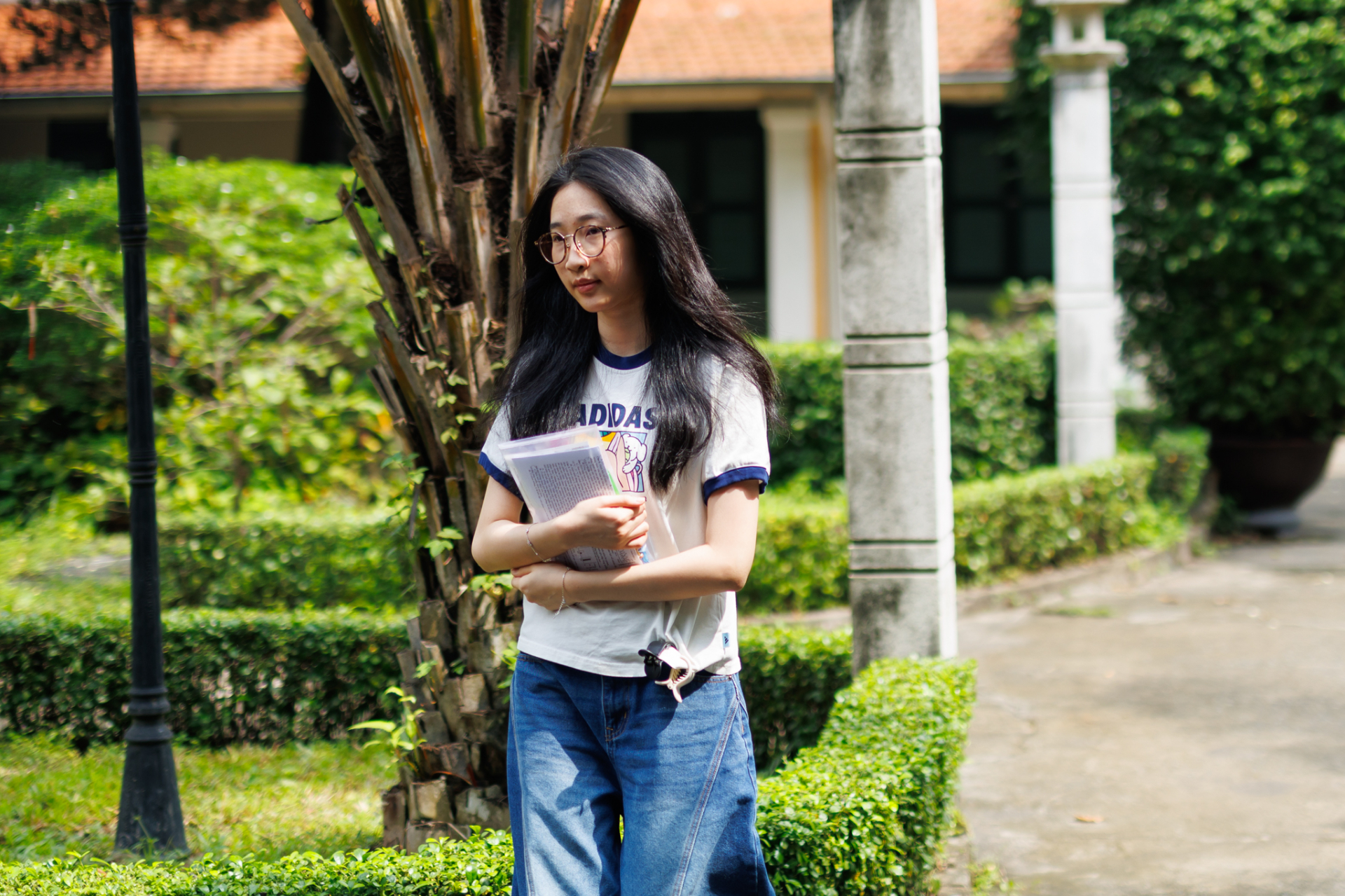 1,2 triệu sĩ tử chính thức cán đích kỳ thi tốt nghiệp THPT 2026: Người tươi hơn hoa, người dở khóc dở cười vì môn tự chọn