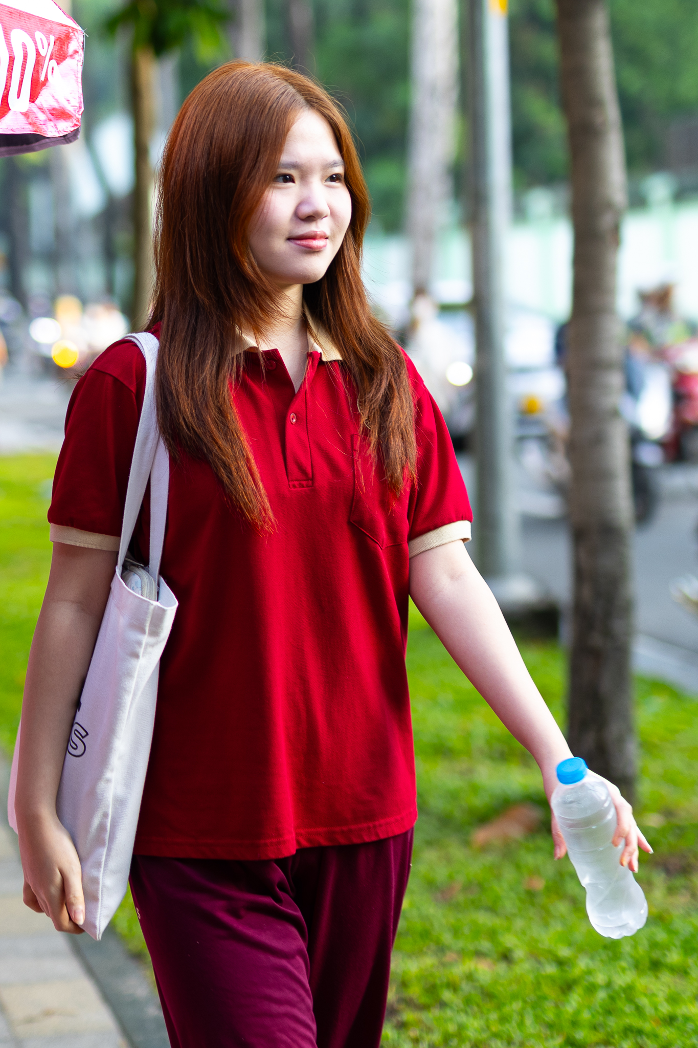 1,2 triệu sĩ tử chính thức cán đích kỳ thi tốt nghiệp THPT 2026: Người tươi hơn hoa, người dở khóc dở cười vì môn tự chọn