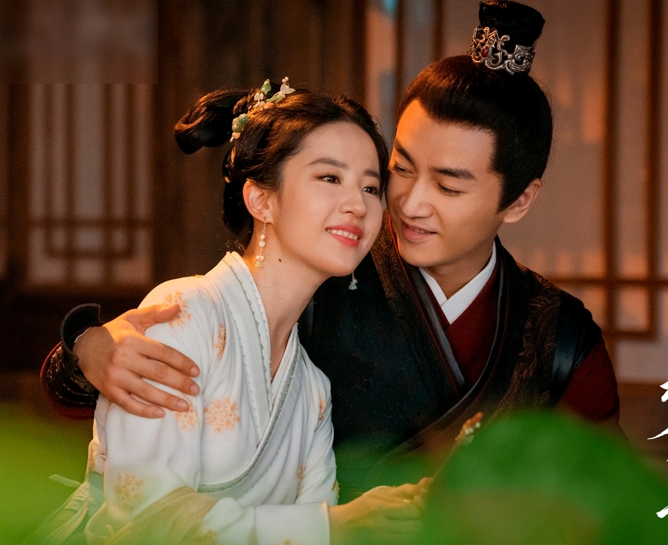Trần Hiểu từng dính tin đồn hẹn hò với Lưu Diệc Phi. Ảnh: Sohu