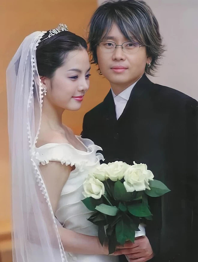 Chae Rim từng cưới rồi ly hôn Lee Seung Hwan chóng vánh. Ảnh: X