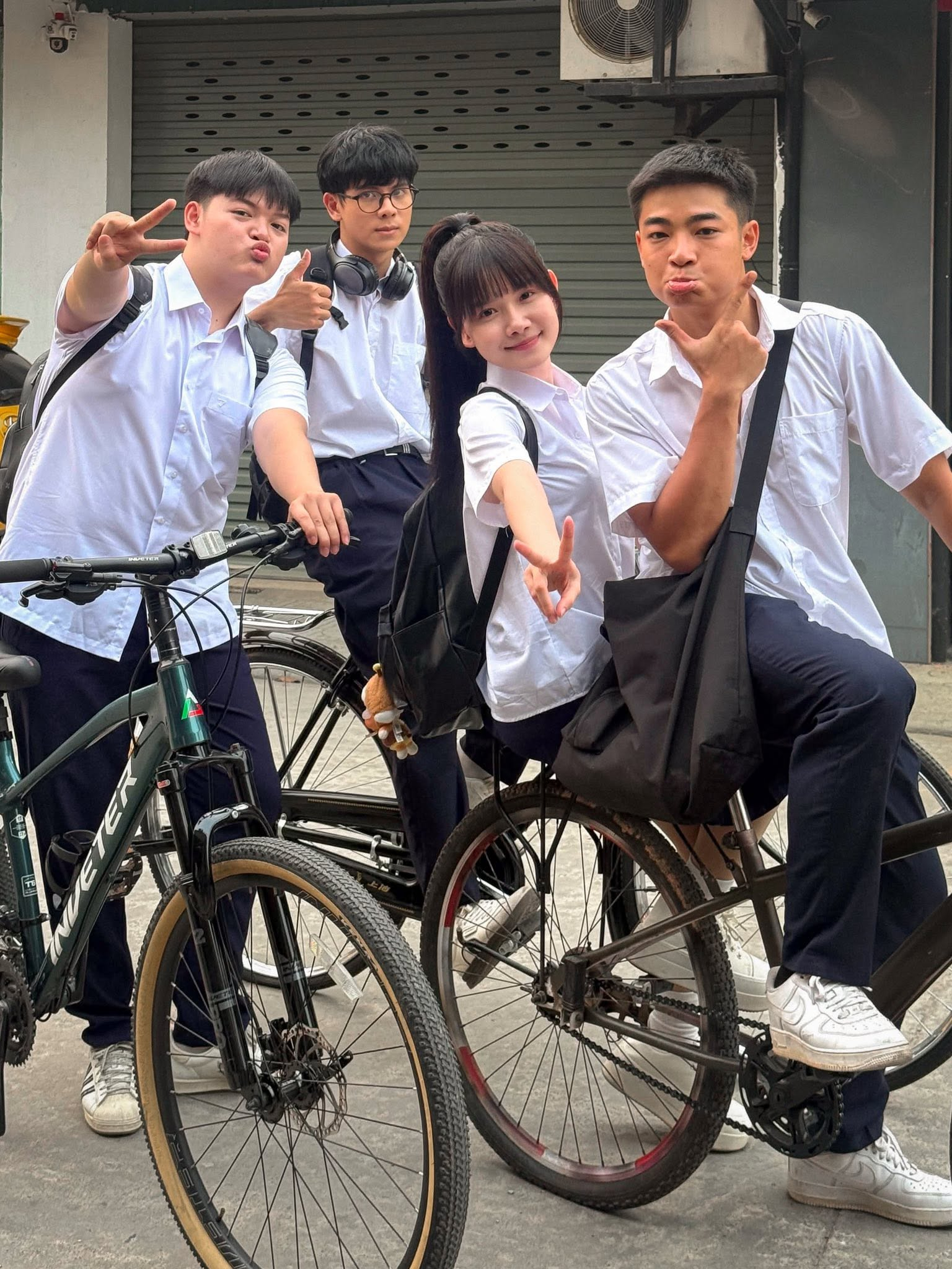 Phía Bên Kia Thành Phố là phim có đề tài học đường đang gây chú ý