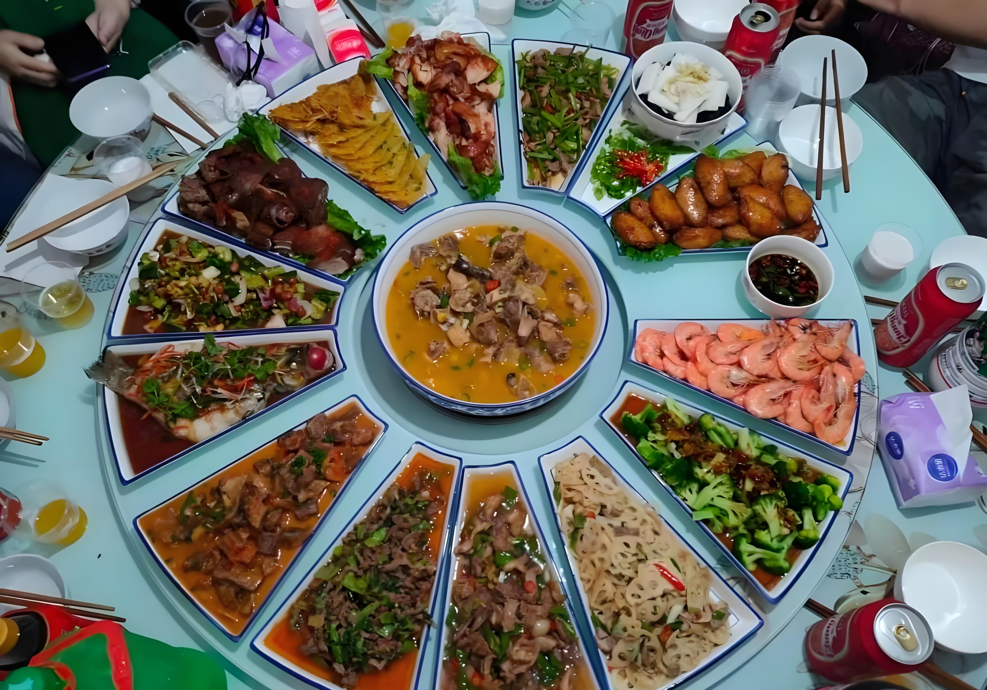 Nhiều người cho rằng chỉ những phụ huynh tâm lý mới sẵn sàng đón tiếp bạn bè của con như thế này