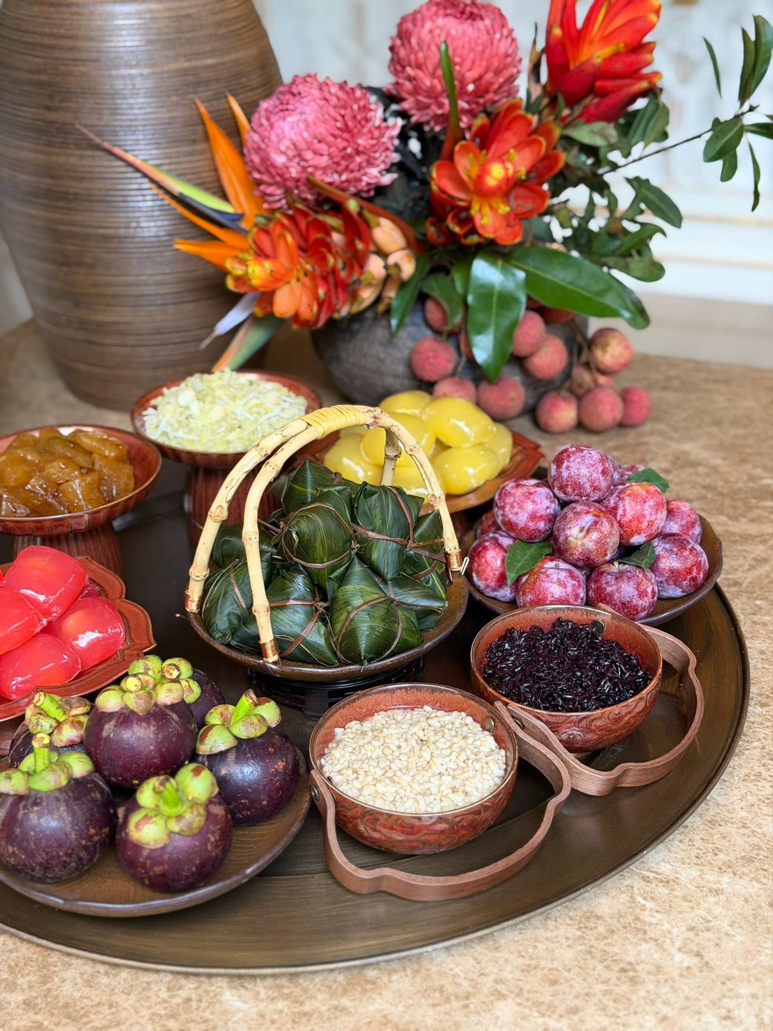 Được biết đến là người yêu thích nấu nướng, chăm sóc tổ ấm và thường xuyên chia sẻ những góc nhà đẹp mắt,
