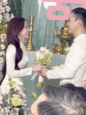 Cặp đôi được khen ngợi xứng đôi vừa lứa, ngập tràn năng lượng hạnh phúc