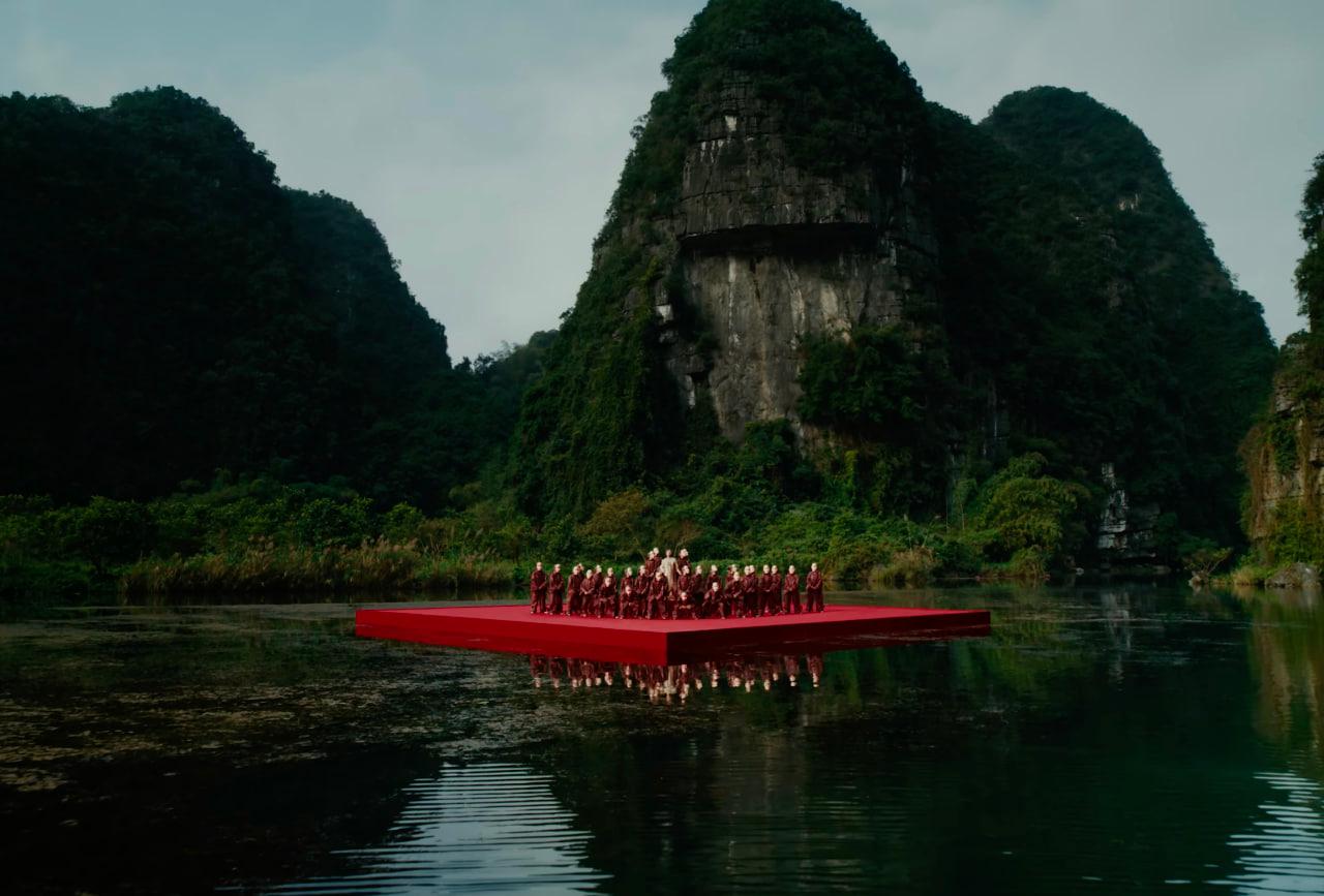 Sông núi Tràng An hiện lên với vẻ đẹp hùng vĩ trong MV của Sơn Tùng