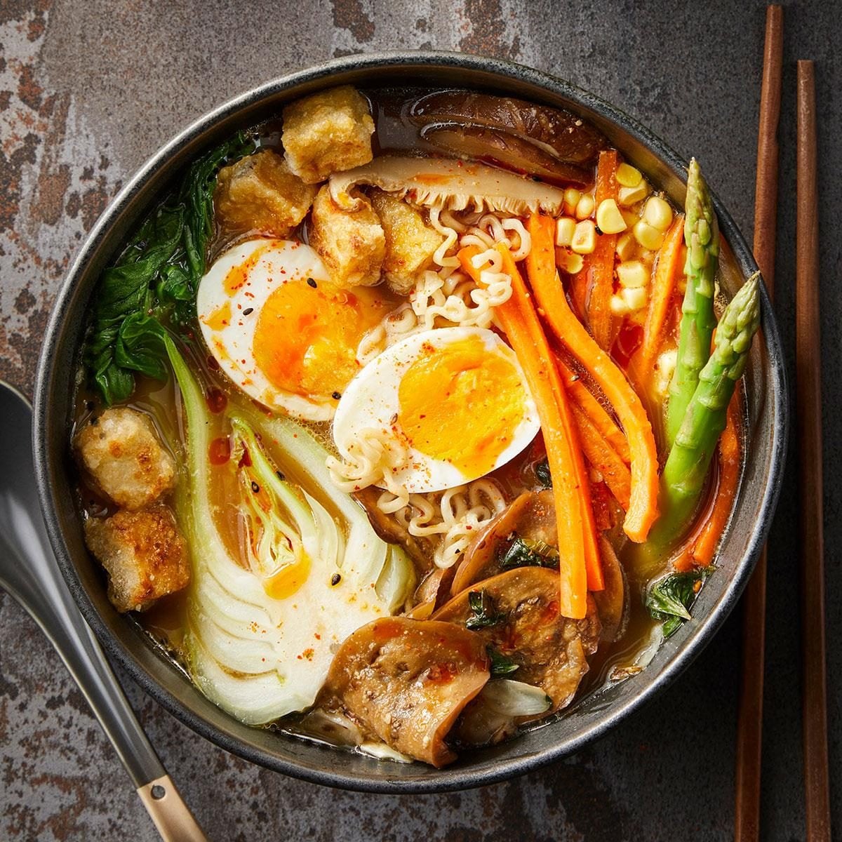 Lý do các quán phở Việt ở Tokyo lúc nào cũng kín khách