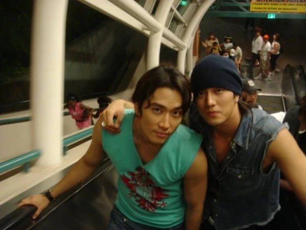 Song Seung Hun từng bác bỏ tin đồn yêu So Ji Sub. Ảnh: Nate