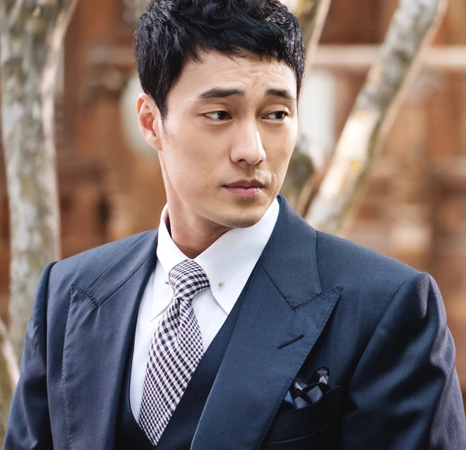 So Ji Sub đã hoạt động nghệ thuật được gần 30 năm, sở hữu lượng fan đông đảo trong và ngoài lãnh thổ Hàn Quốc. Ảnh: Naver