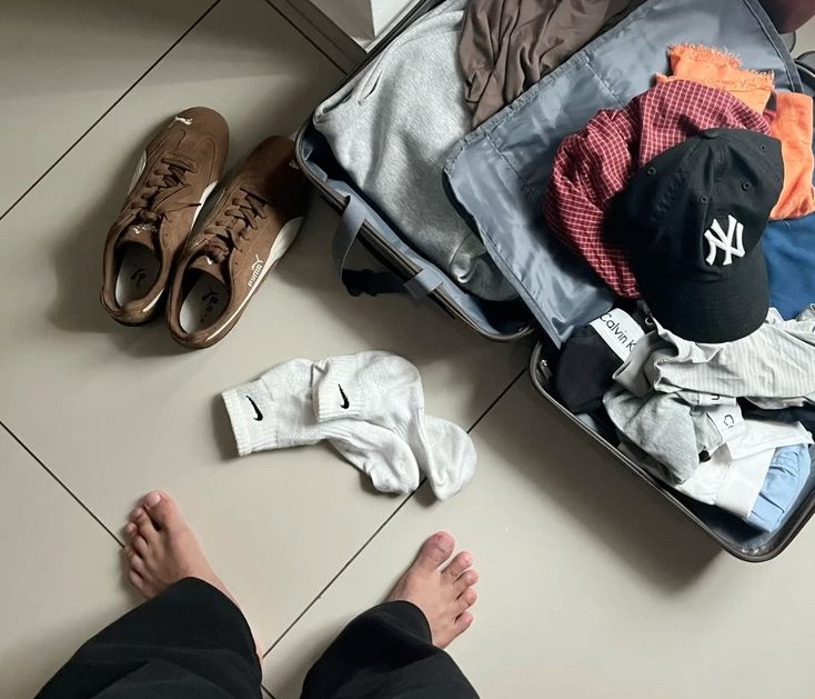 Sự chuẩn bị tươm tất cho một chuyến du lịch trong khi rất bận rộn của nam giáo viên rất có thể là lời tạm biệt được chuẩn bị trước (Ảnh minh họa)