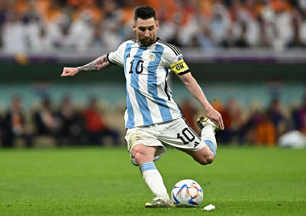 Messi trên sân bóng ở tuổi 38 khiến người hâm mộ 