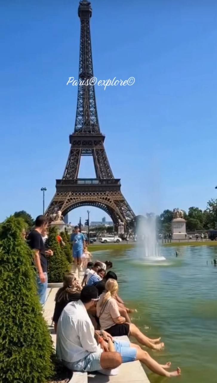 Dân Paris chen nhau tắm kênh dưới cái nóng 42 độ C, xem xong mới thấy điều hòa ở Việt Nam “quý như vàng”