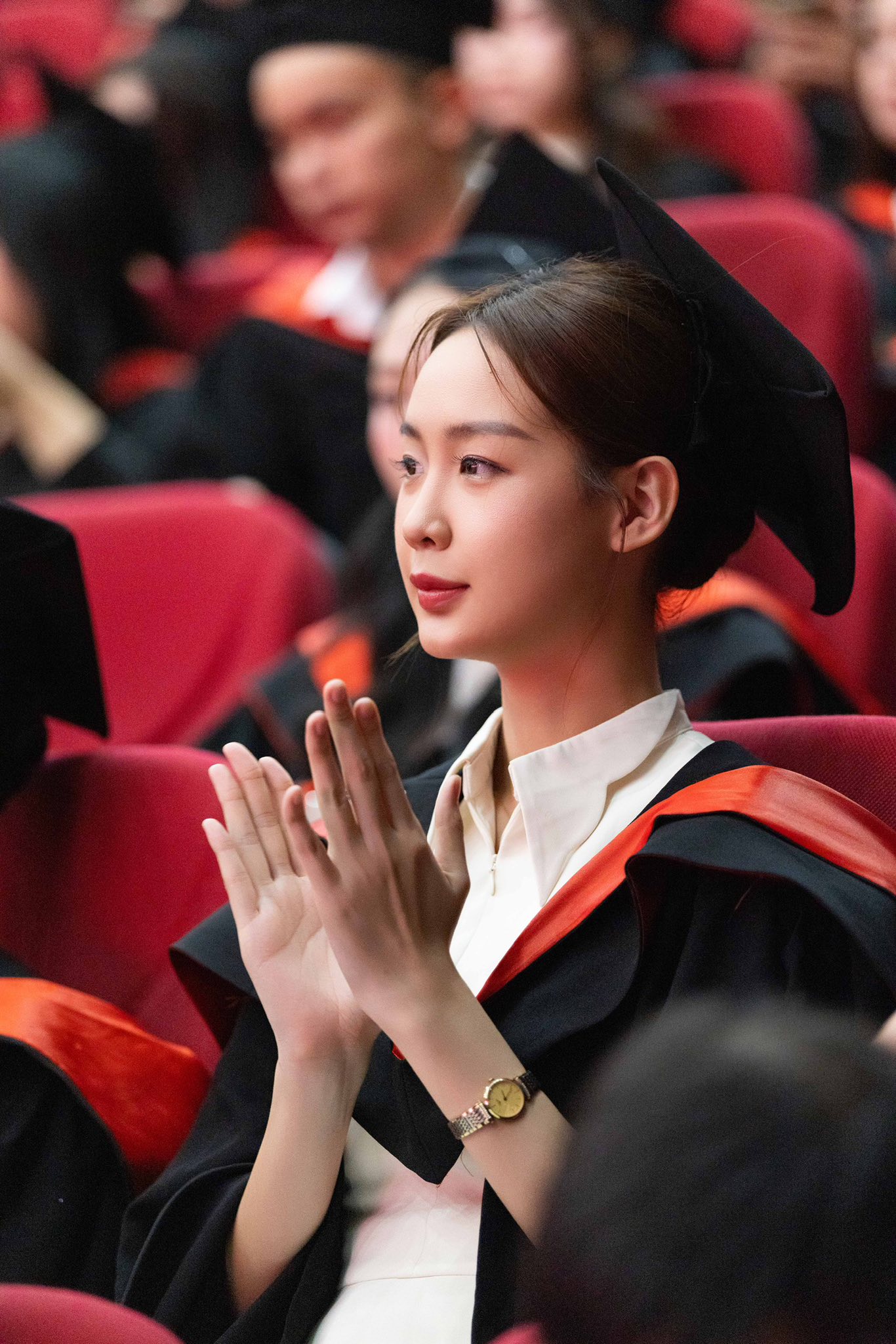 Bảo Ngọc vốn là một Hoa hậu học thức, điều đó là điều không thể phủ nhận. Nhưng từ câu chuyện mới đây, người ta lại bàn tán về thứ vốn là đang điểm mạnh của nàng hậu.