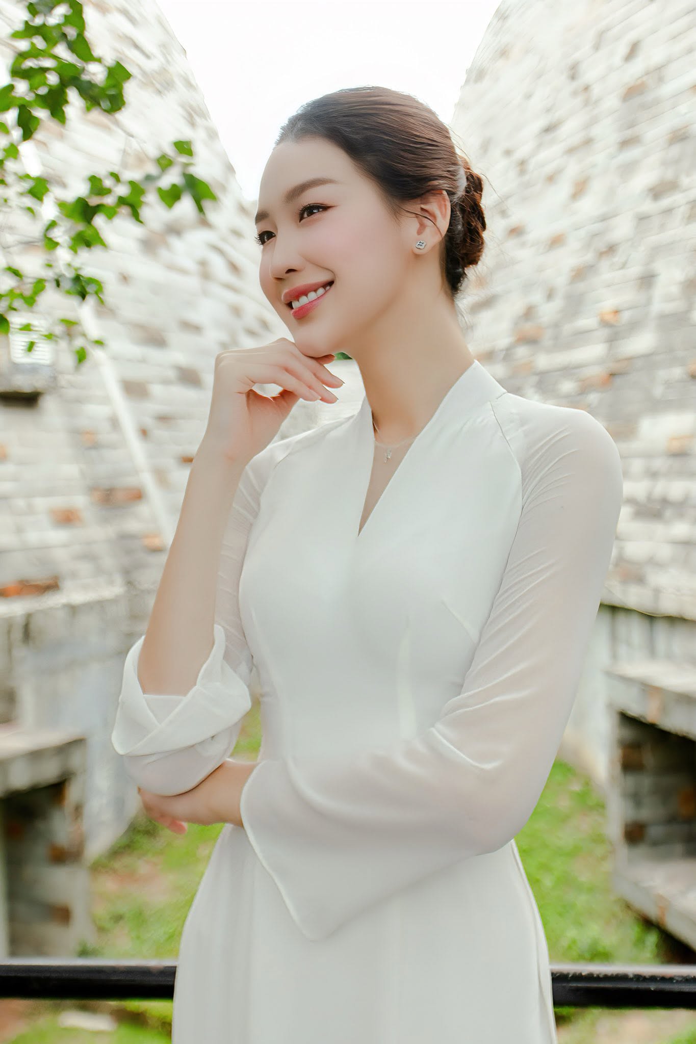 Bảo Ngọc khẳng định việc cô sẽ đi học là có thật, nhưng can thiệp AI chỉnh ảnh nên xuất hiện nhiều thông tin gây xôn xao dư luận 