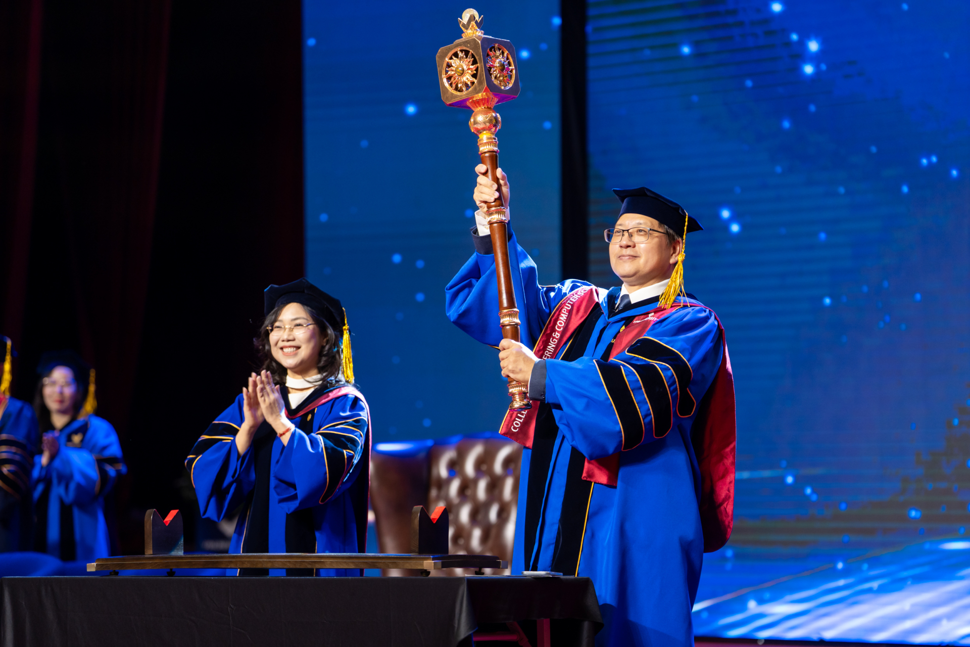Lễ tốt nghiệp VinUni 2026: 47 bác sĩ khóa đầu tiên nhận bằng, hơn 55% sinh viên nhận thư mời làm việc trước khi ra trường