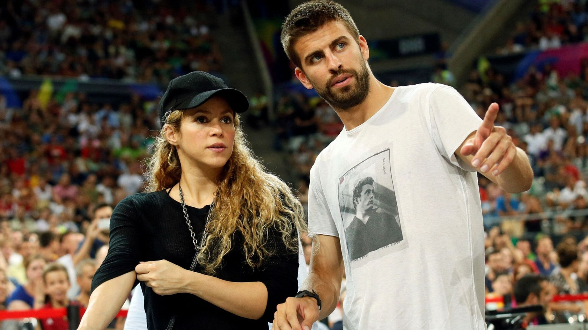 Vụ chia tay chấn động giữa Shakira và Piqué sau bê bối ngoại tình khiến nữ ca sĩ trải qua giai đoạn khó khăn nhất trong đời