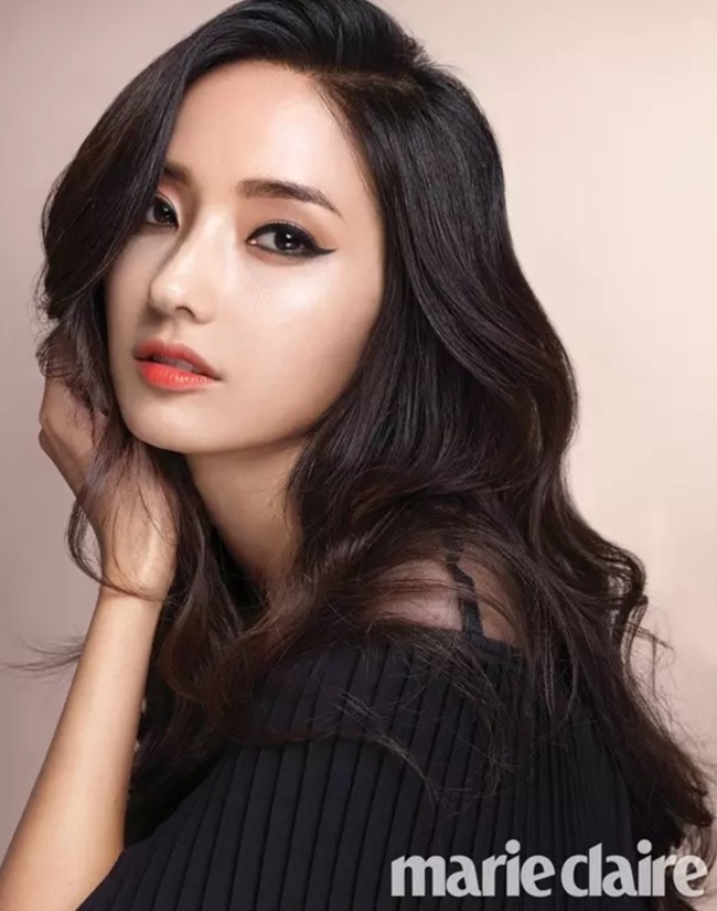 Thiếu gia 12 tuổi đẹp nhất showbiz lộ diện sau tin bố mẹ ly hôn ầm ĩ