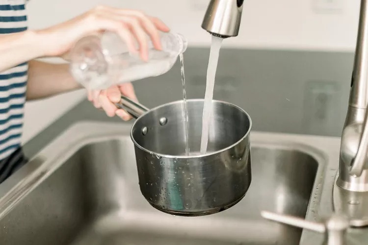 Nói thẳng: Nhà có thể cũ nhưng không nên bẩn, đặc biệt là 10 vị trí này