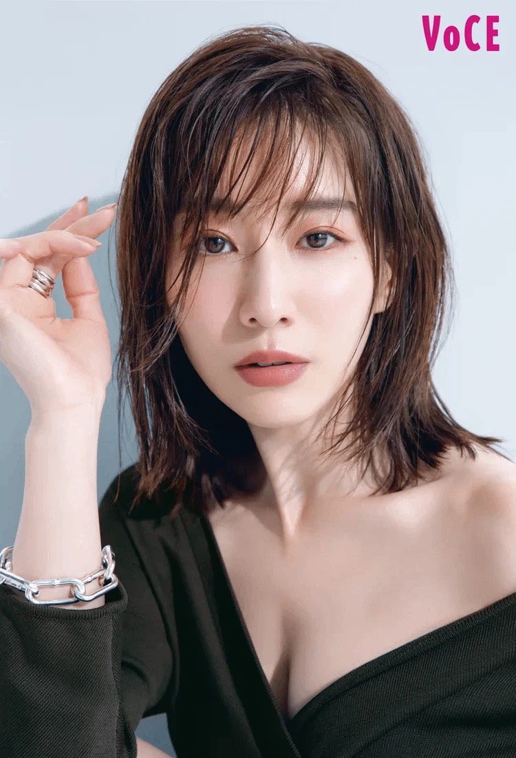 Minami Tanaka cũng gặt hái được nhiều thành công trong làng giải trí Jbiz. Ảnh: Oricon