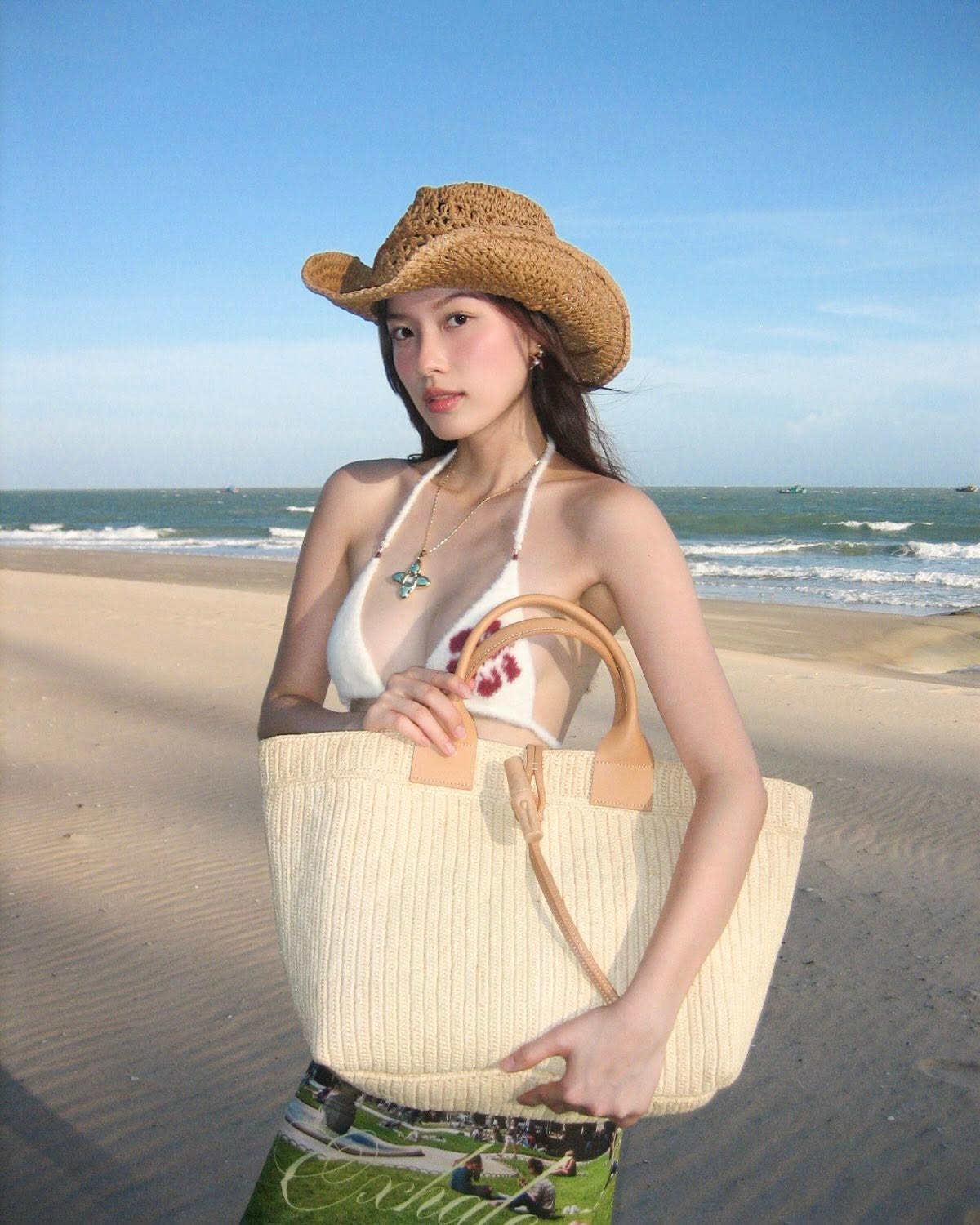 Nhan sắc của bạn gái Song Luân khiến netizen trầm trồ