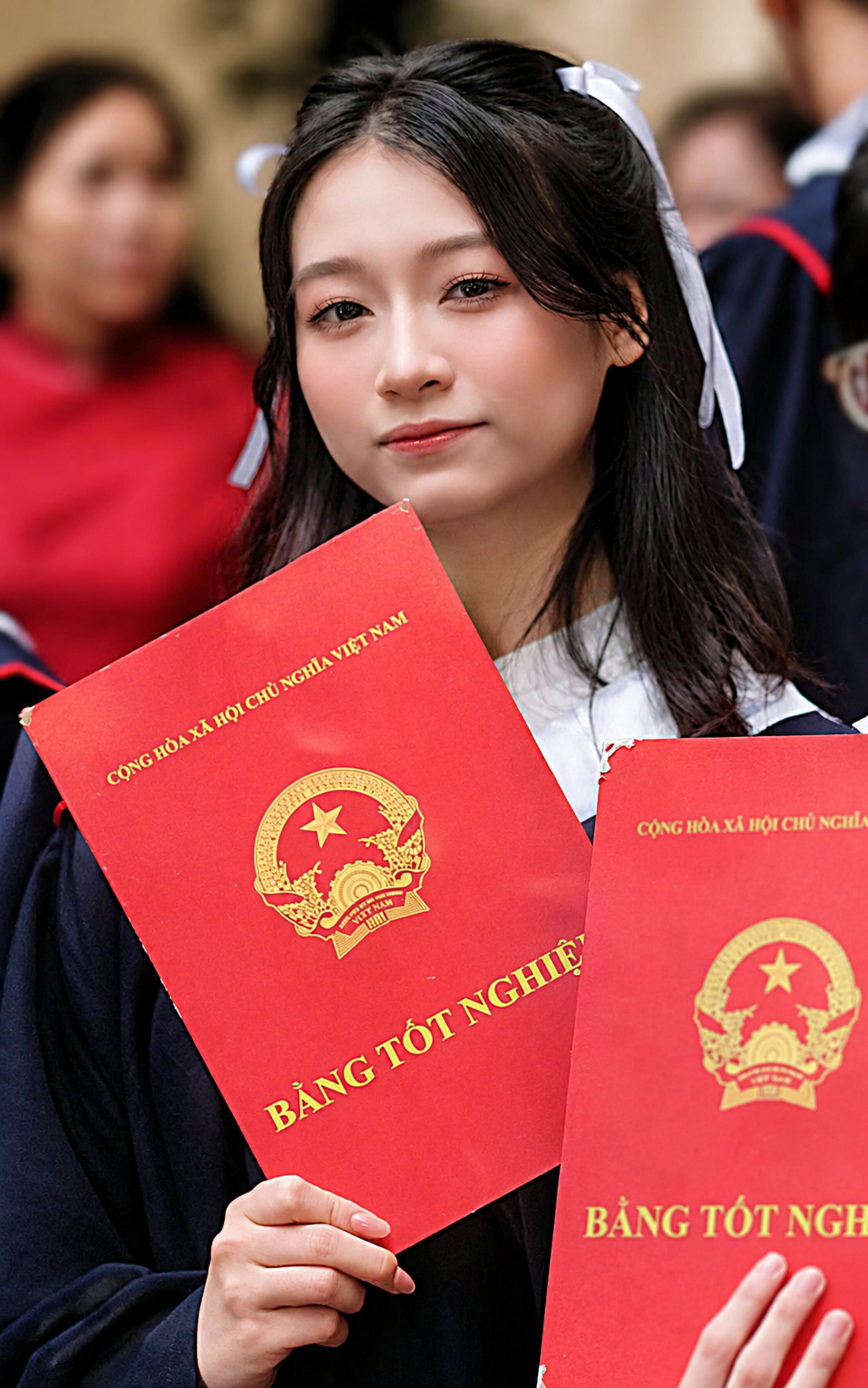 Nữ sinh Hoàng Hương Giang