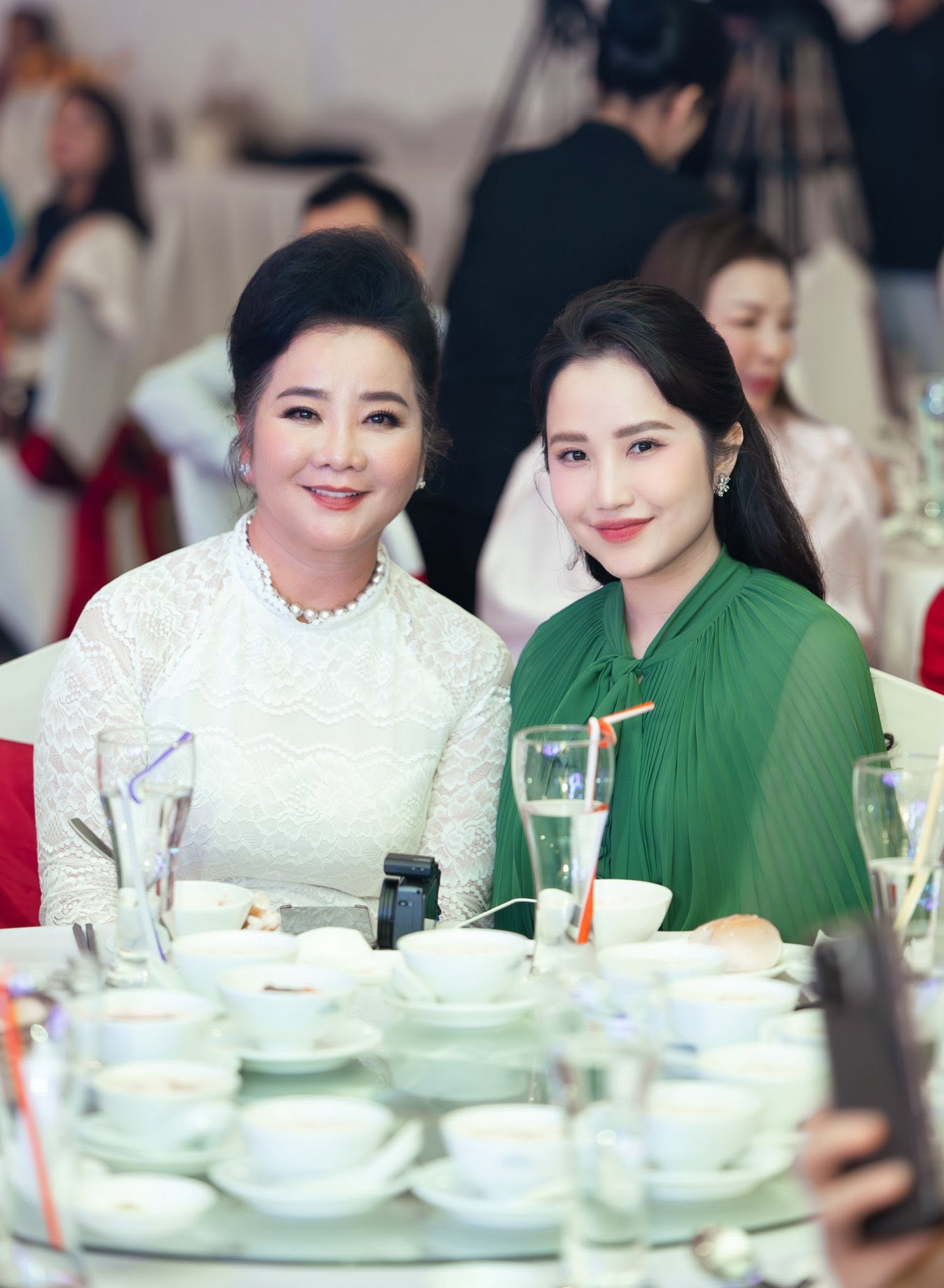 Bà Xuân Trang và con gái