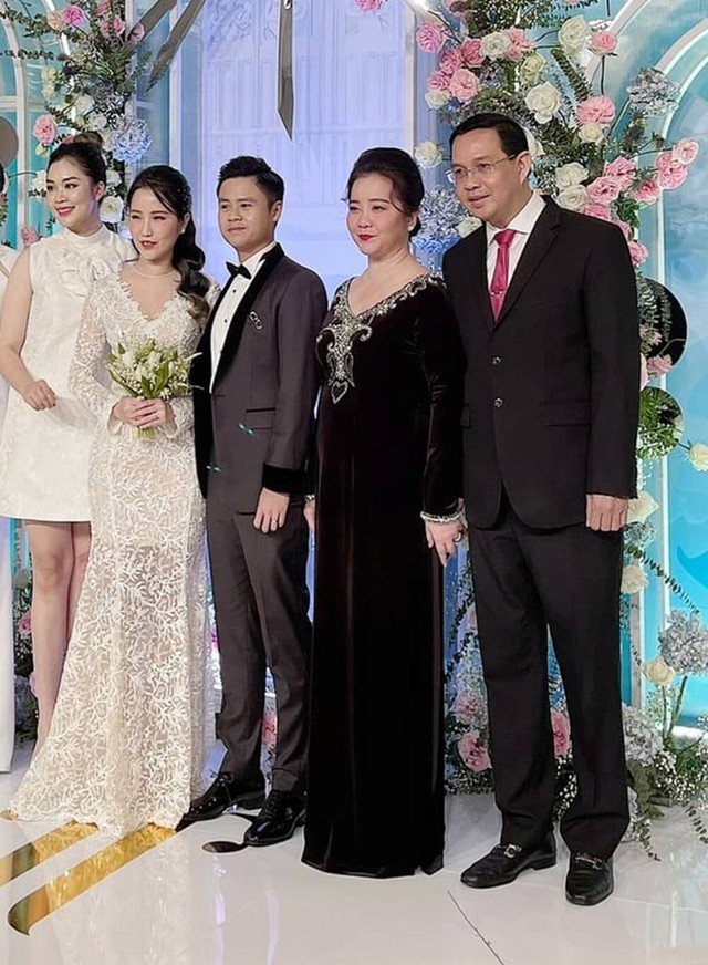 Bố mẹ Primmy Trương trong dịp đám cưới con gái